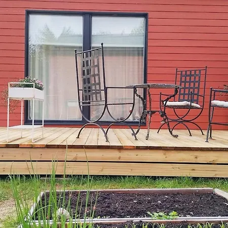 Tiny House In Апартаменты Хайлуото